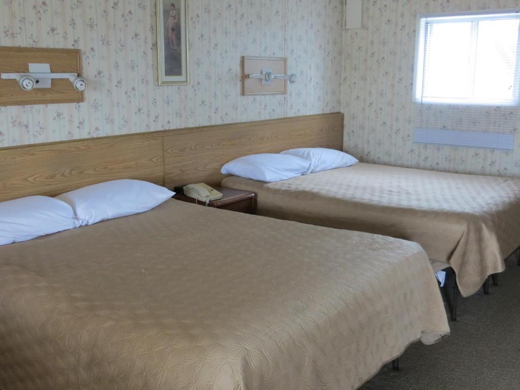 Fort Motel Fort Macleod Habitación foto